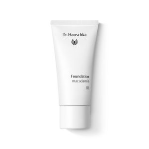 Dr Hauschka Foundation Macadamia-01 30ml